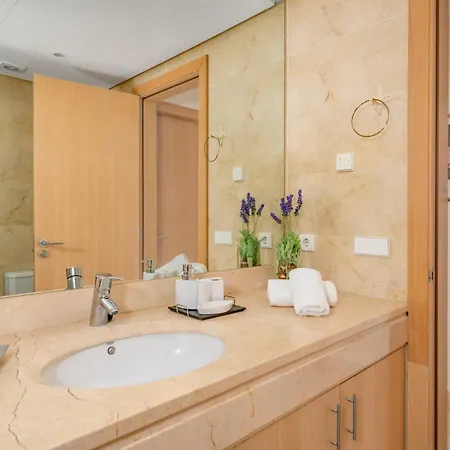 El Retiro Sea Views By Lica Homes 아파트